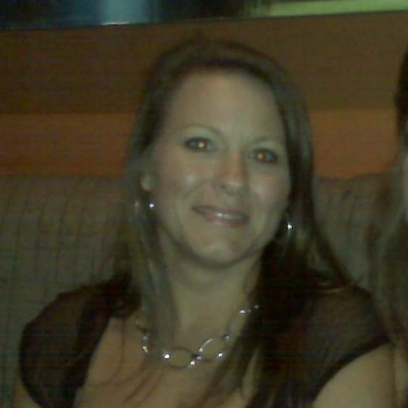 Meet your Posher, Tanya - Picture 1 of 1